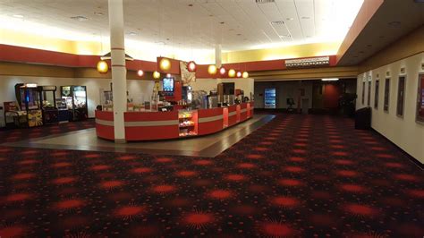 western mall 7 theaters